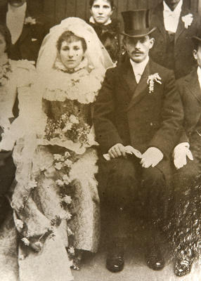 Gorbals wedding, 1899