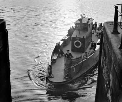 Kelvinhaugh Ferry, 1955